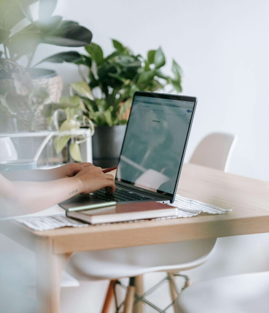 services-essentiels-outils-entreprise