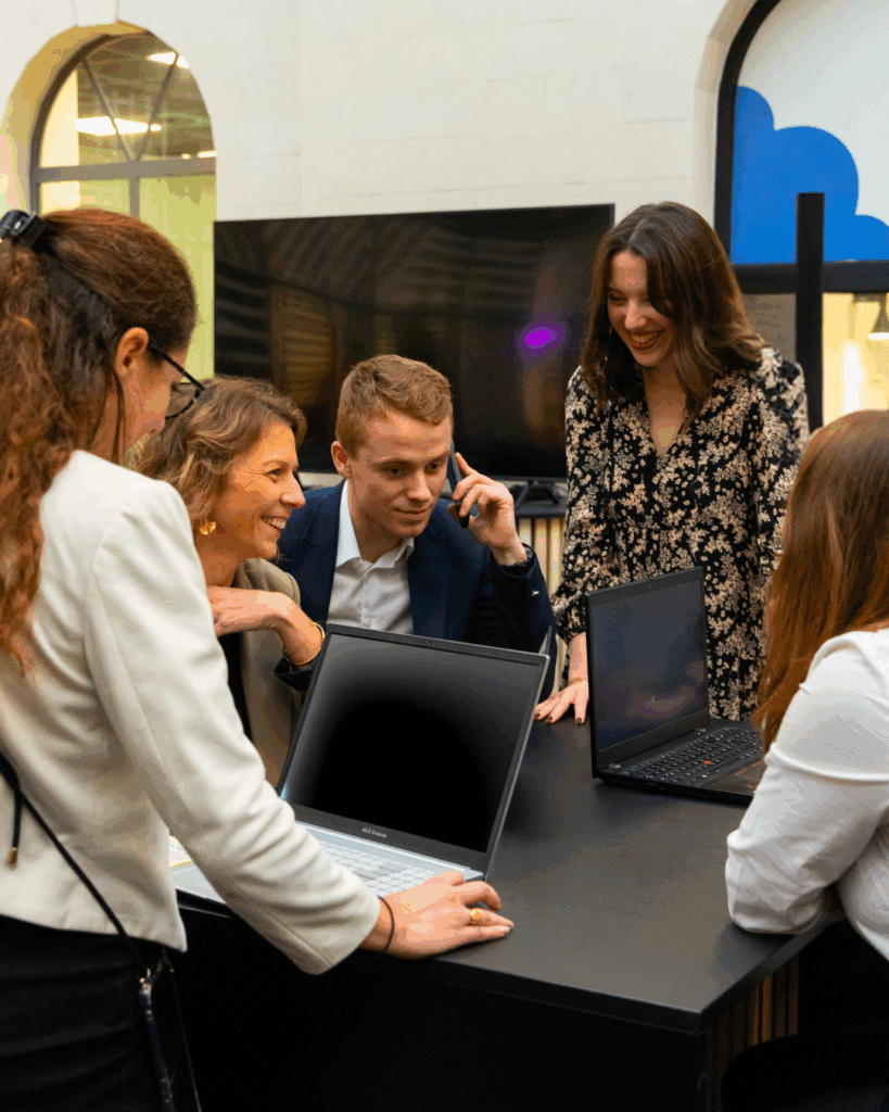 logiciel-digitalisation-collaboration-equipe-comet-expertise